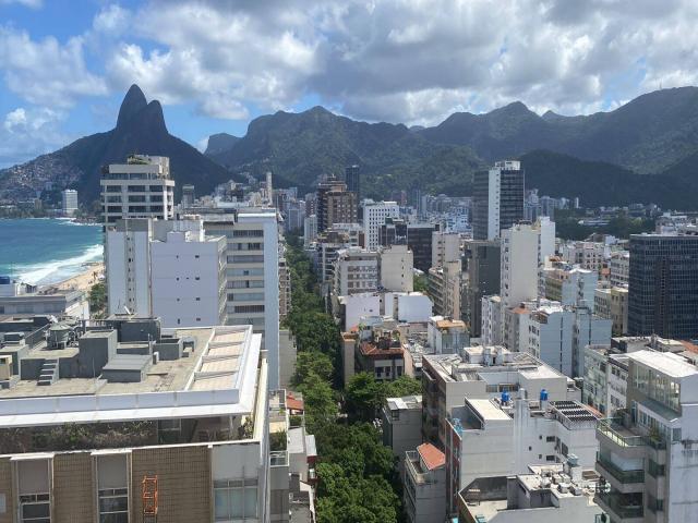 #25 - Apartamento para Venda em Rio de Janeiro - RJ